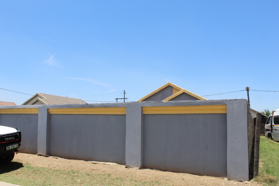 2 Bedroom Property for Sale in Zamdela Free State